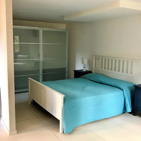 Smeraldo Private Access To The Sea And Pool